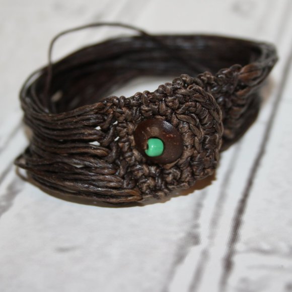 Beautiful brown bracelet with teal toggle 7.5-8" - Picture 1 of 3